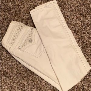White Miss Me Skinny Jeans Size 26